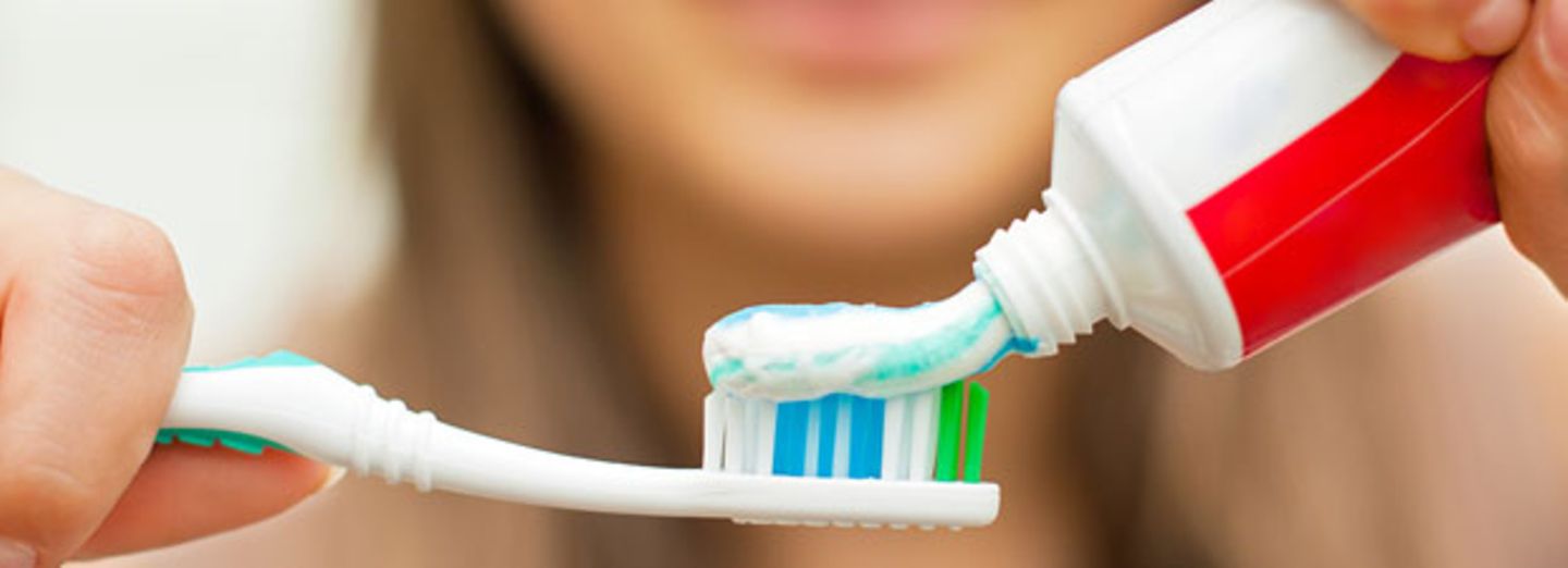 Zahnärzte warnen: Putze deine Zähne besser an DIESEM Zeitpunkt!