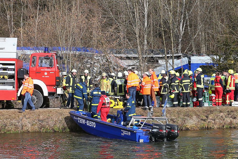 Tote und Verletzte bei Zugunglück in Oberbayern - so könnt ihr helfen!
