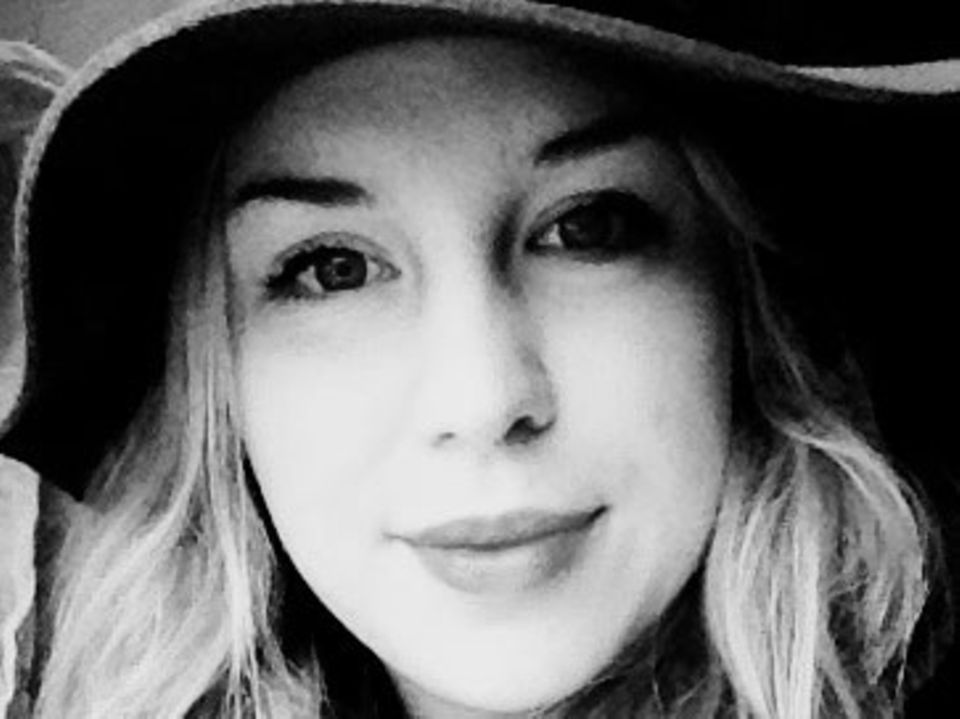 Wiebke Bargstedt (21) ist auf einem Obsthof im Kehdinger Land großgeworden. Nach ihrer Ausbildung zur Bürokauffrau zog es sie als Au Pair nach London. Zurzeit holt sie in Münster ihr Abitur nach. Wiebke Bargstedt (21) ist auf einem Obsthof im Kehdinger Land großgeworden. Nach ihrer Ausbildung zur Bürokauffrau zog es sie als Au Pair nach London. Zurzeit holt sie in Münster ihr Abitur nach.