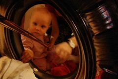 Mutter dokumentiert ihre Babypause mit dem Selfie-Stick Mutter dokumentiert ihre Babypause mit dem Selfie-Stick