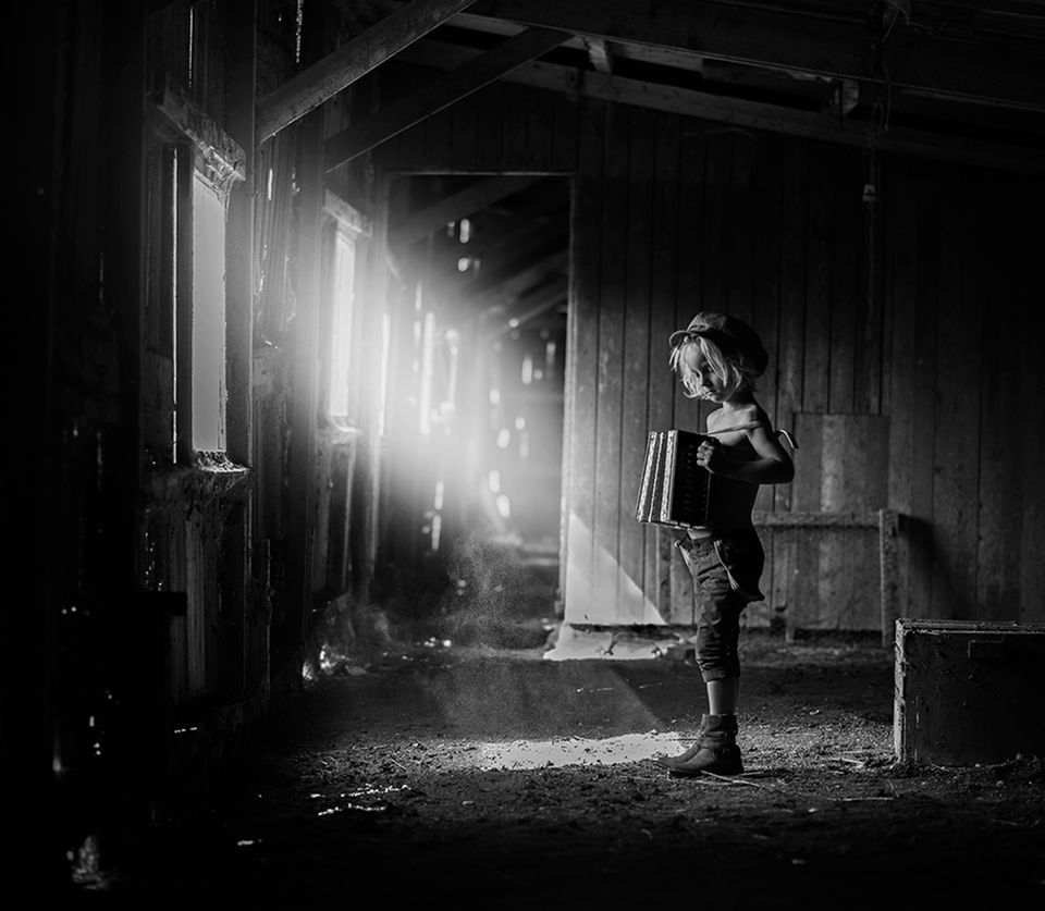 Schwarz-Weiß-Fotografie: Die schönsten Kinder-Bilder 2015