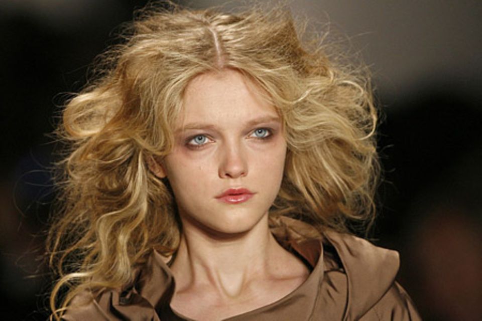 Trendfrisuren 2008/2009: der Hippie-Look Trendfrisuren 2008/2009: der Hippie-Look