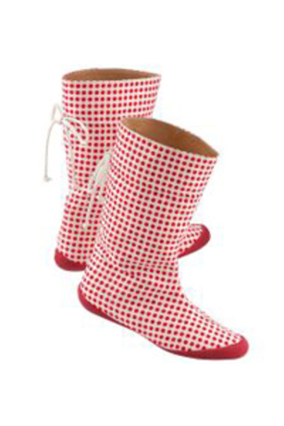 Gummistiefel mit roten Pünktchen und weißem Schnürband von Conley's, ca. 79 Euro. Zu bestellen über www.conleys.de Gummistiefel mit roten Pünktchen und weißem Schnürband von Conley's, ca. 79 Euro. Zu bestellen über www.conleys.de