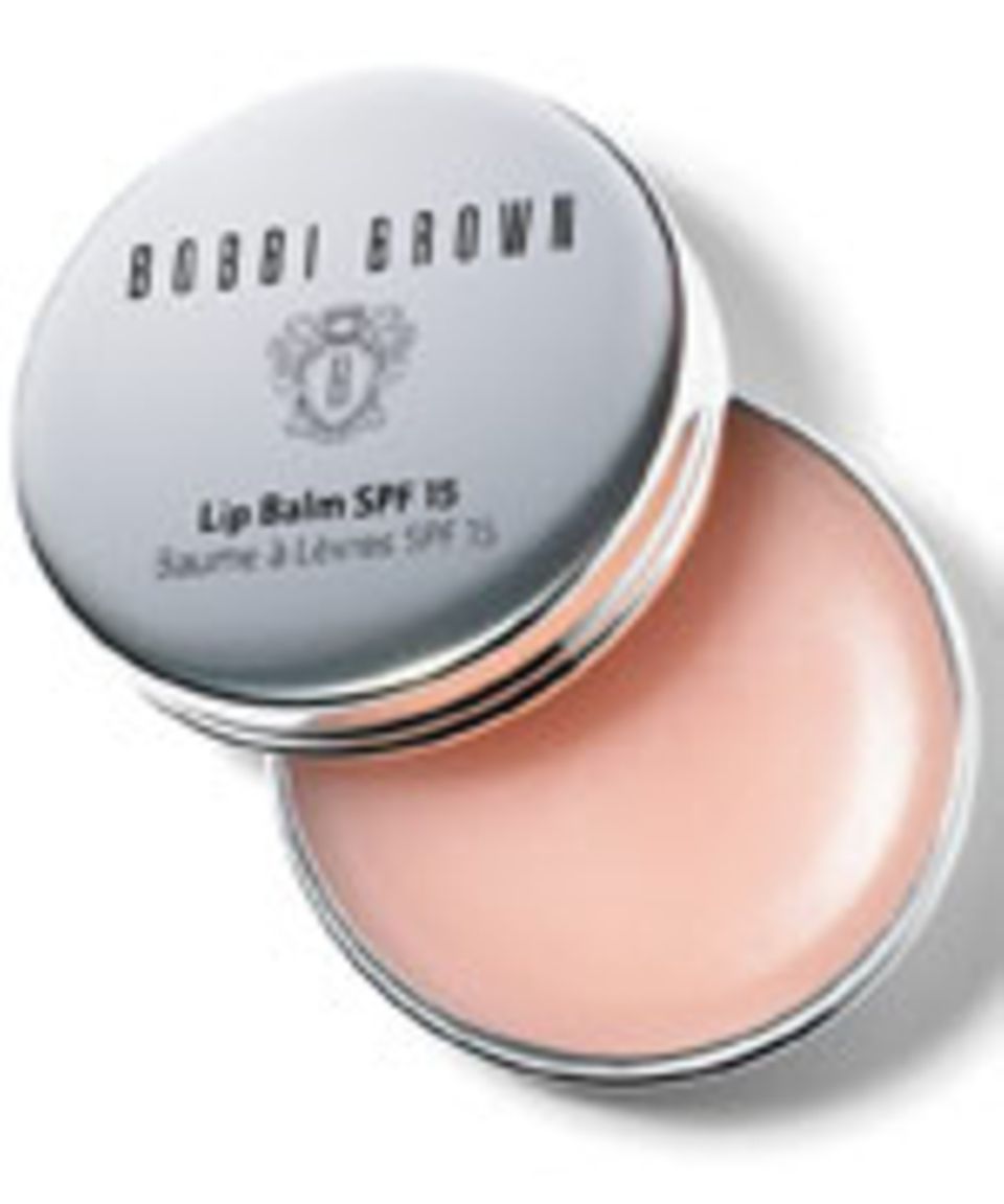 Mund - Lippenstift auftragen Mund - Lippenstift auftragen