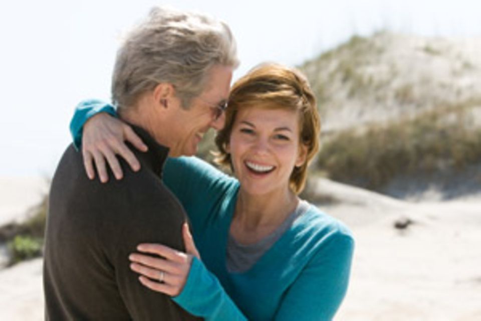 So verliebt: Richard Gere und Diane Lane in "Das Lächeln der Sterne" So verliebt: Richard Gere und Diane Lane in "Das Lächeln der Sterne"