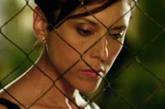 Szenenbild aus "Lemon Tree": Mira, die Frau vom israelischen Verteidigungsminister, leidet an Einsamkeit. Szenenbild aus "Lemon Tree": Mira, die Frau vom israelischen Verteidigungsminister, leidet an Einsamkeit.