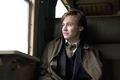 Michael als Jurastudent auf dem Weg zur Gerichtsverhandlung Michael als Jurastudent auf dem Weg zur Gerichtsverhandlung