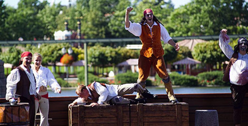 In der Piratenshow geht es heiß her In der Piratenshow geht es heiß her