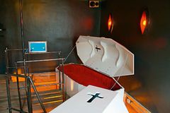 Crazy Hotels: Von Berlin bis Neuseeland Crazy Hotels: Von Berlin bis Neuseeland