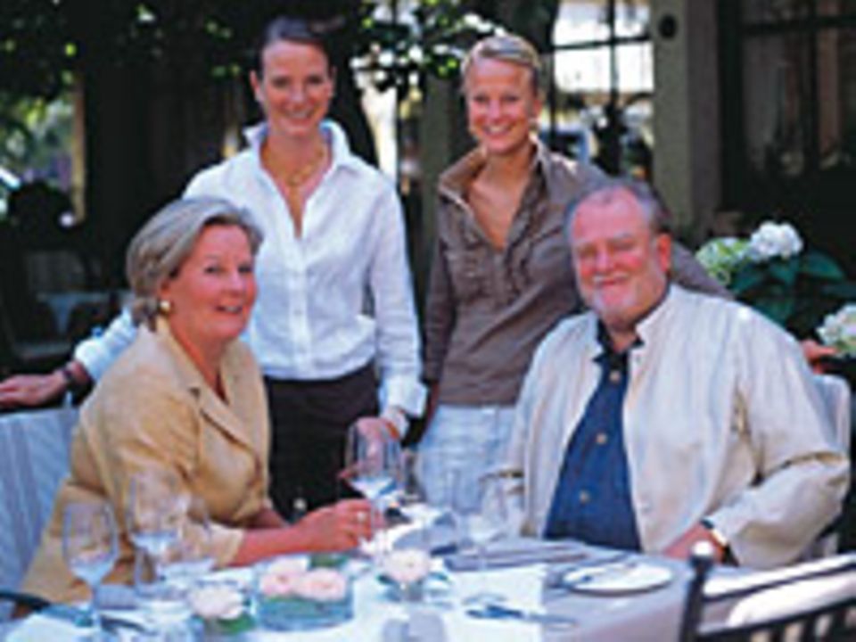 "Kochen ist ein familienunfreundlicher Job". Trotzdem geht beides: Lisl Wagner-Bacher mit ihrer Familie