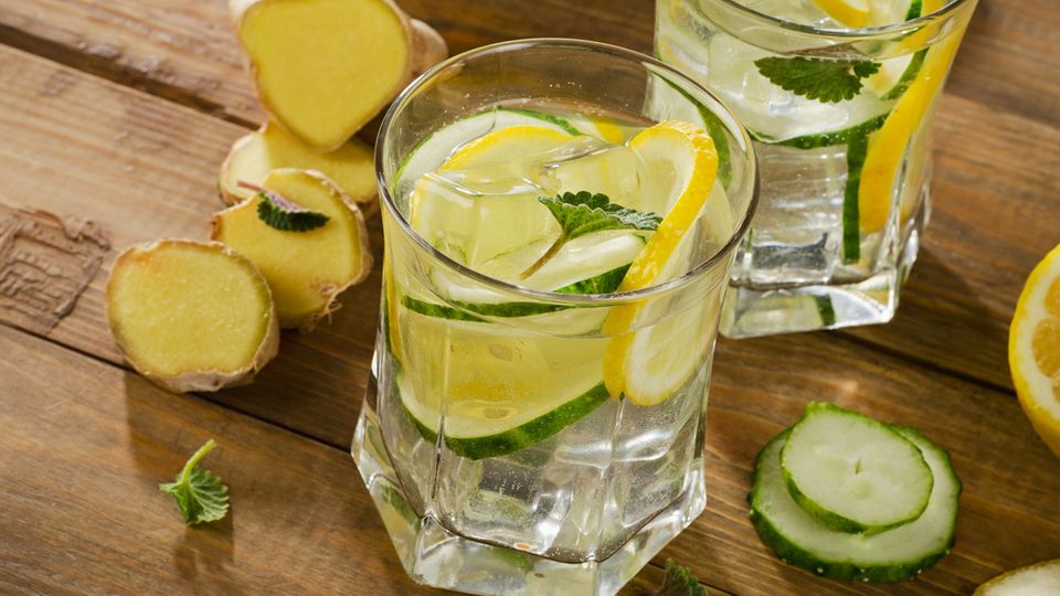 Abnehmen mit dem Eiweiß-Brötchen – schlank ganz ohne Kohlenhydrate Abnehmen mit dem Eiweiß-Brötchen – schlank ganz ohne Kohlenhydrate