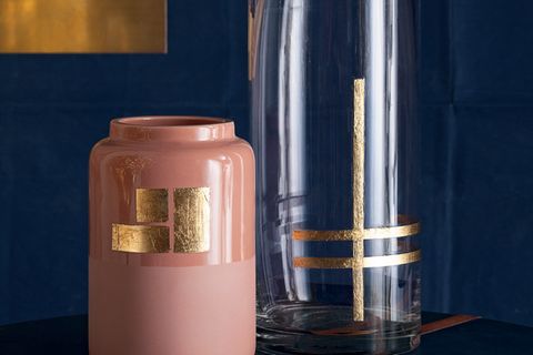 Vasen mit Golddekor verzieren
