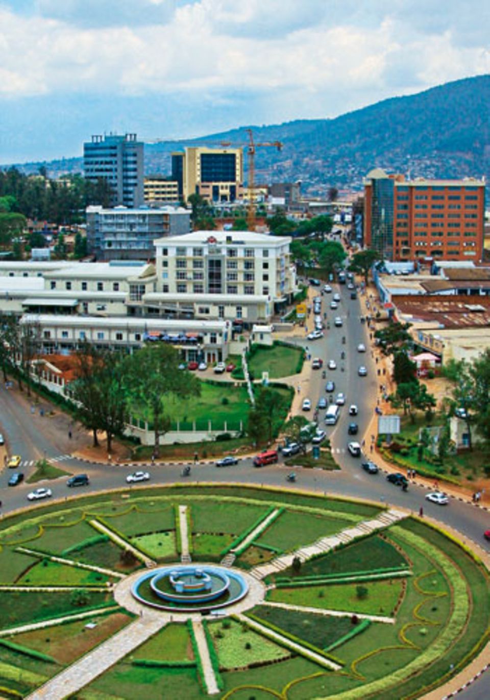 Wolkenkratzer, Shoppingcenter: Die Hauptstadt Kigali ist ein Wirtschaftszentrum in Ostafrika