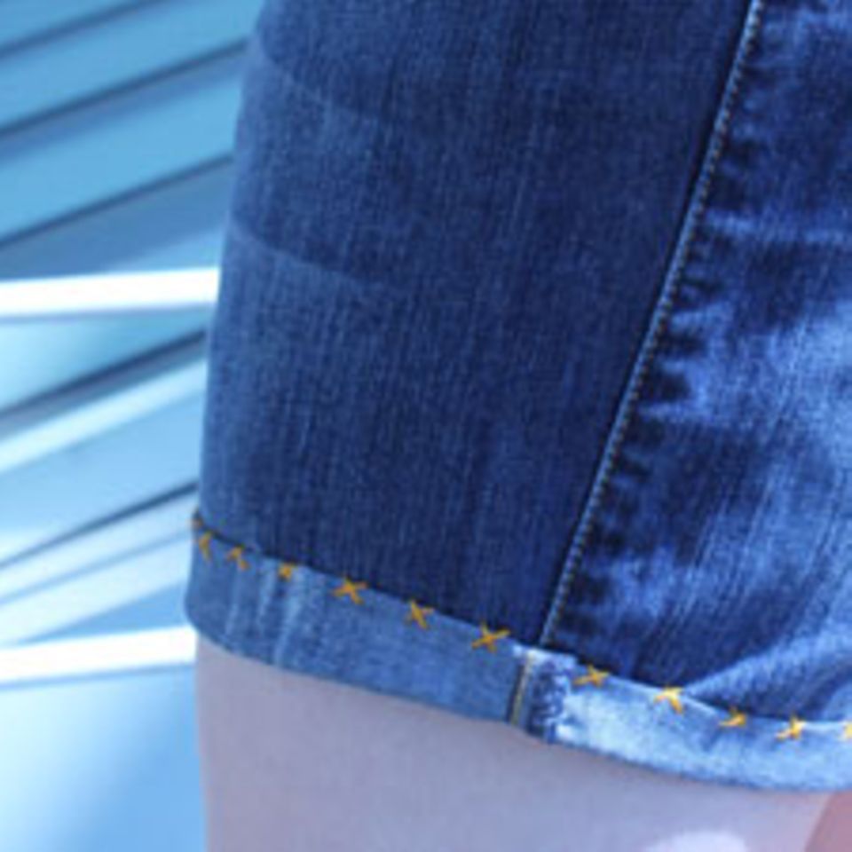 Jeans besticken: Upcycling-Idee für eine alte Jeanshose