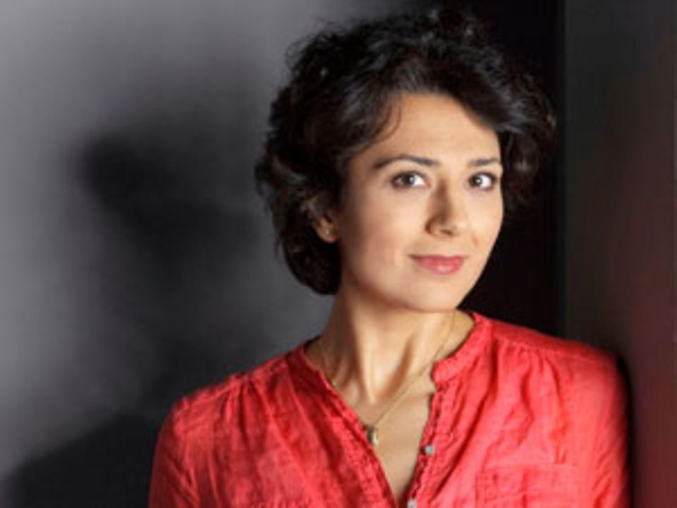 Golineh Atai, 39, ist Korrespondentin des WDR in Moskau und derzeit eine der besten derzeit besten TV-Reporterinnen