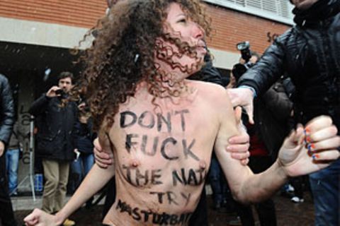 Femen-Aktivistinnen: Nackter Protest gegen Berlusconi