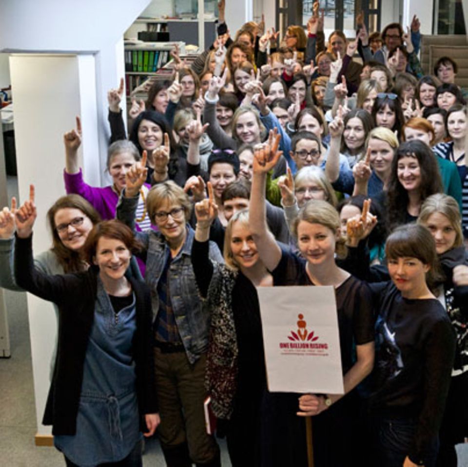 One Billion Rising: Flashmobs aus aller Welt One Billion Rising: Flashmobs aus aller Welt