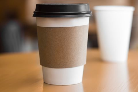 Darum sind Coffee-to-Go-Becher gesundheitsschädlich
