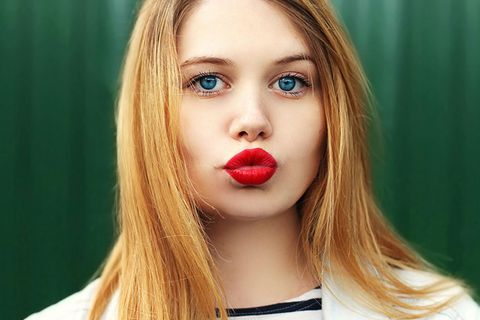 Mit diesem Trick wird dein normaler Lippenstift edel und matt