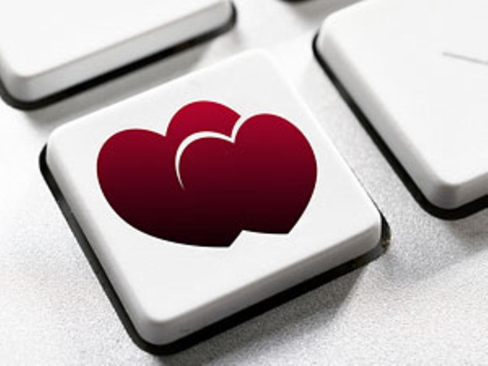 Warum Online-Dating romantisch ist