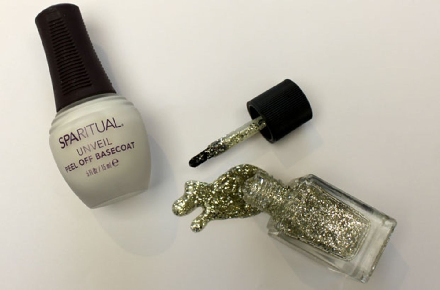 Ausprobiert Peel Off Basecoat Fur Glitzerlack Zum Abziehen Brigitte De