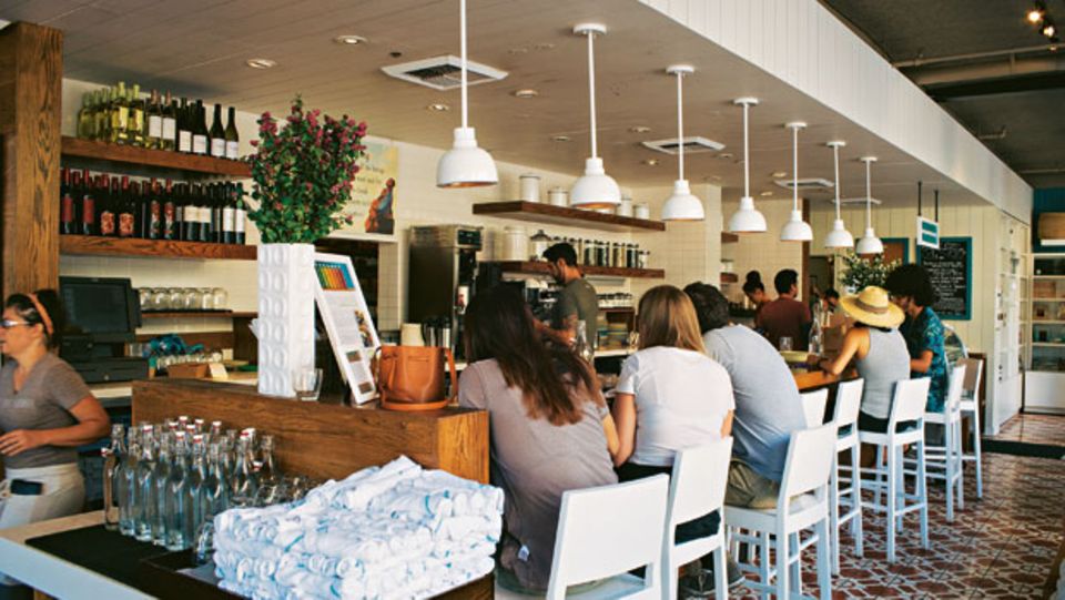 Das Konzept des "Café Gratitude" kommt so gut an, dass es bereits vier Cafés gibt Das Konzept des "Café Gratitude" kommt so gut an, dass es bereits vier Cafés gibt