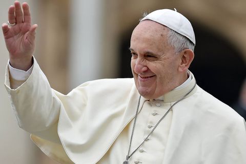 Der Papst findet es nicht falsch, Kinder "ein bisschen" zu schlagen