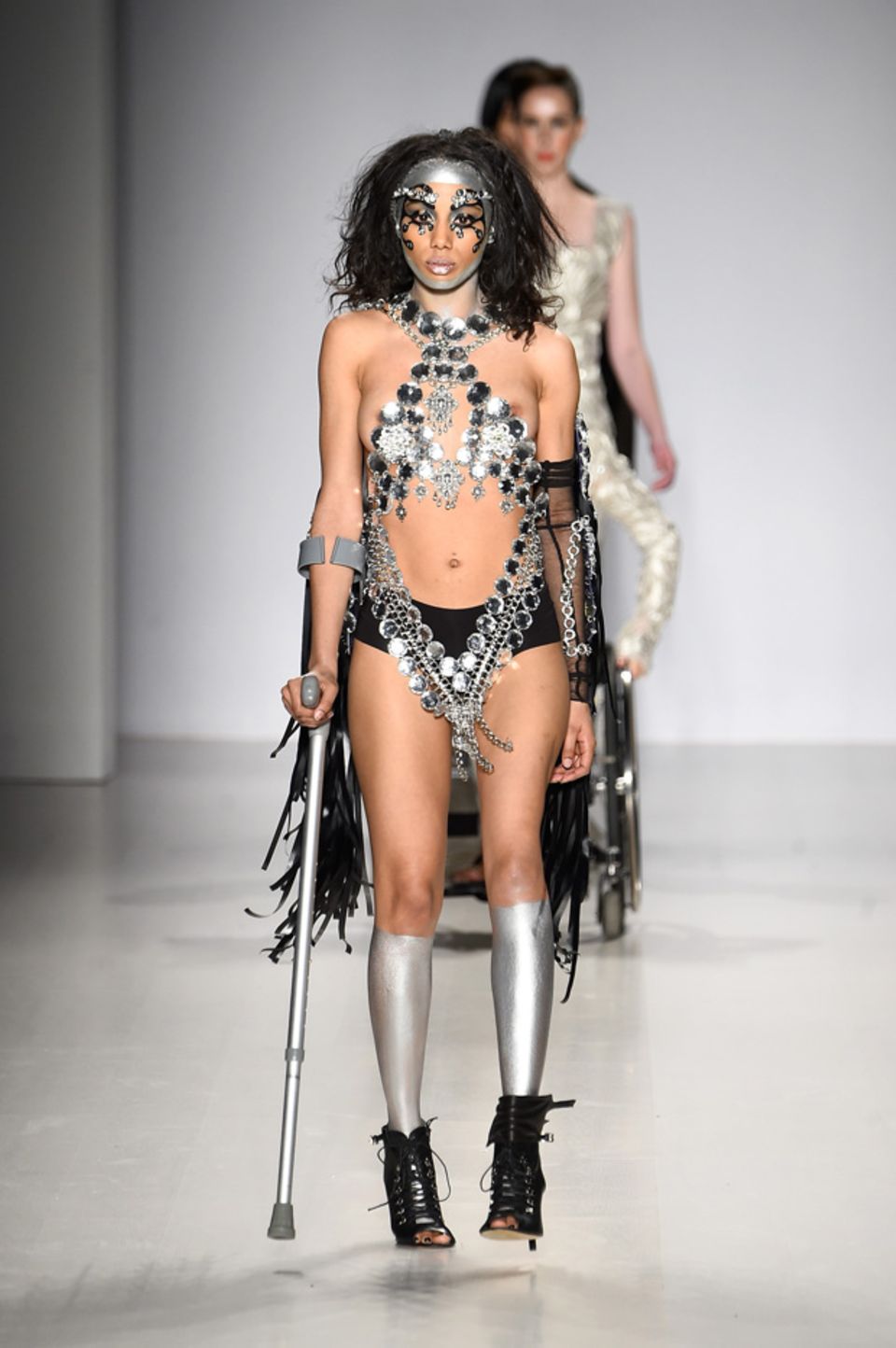 Models im Rollstuhl - Vielfalt bei der New York Fashion Week