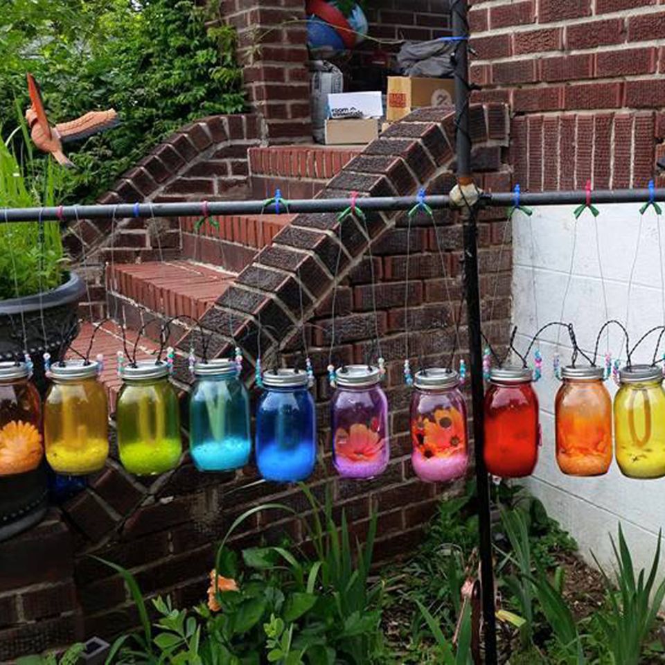 Streit am Gartenzaun: Wenn der Nachbar den Garten "zu schwul" findet