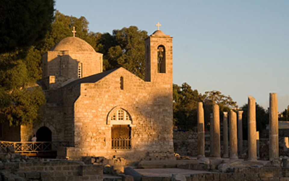 Den Sommer verlängern?: Historisch: Kirche Panagia Chrysopolitissa bei Paphos