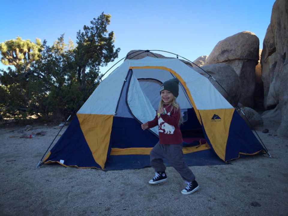 Morgan Brechler klettert mit ihrer Tochter durch die Berge Amerikas Morgan Brechler klettert mit ihrer Tochter durch die Berge Amerikas