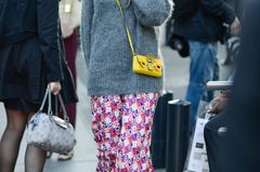 7 einfache Styling-Tricks mit Strickpullis 7 einfache Styling-Tricks mit Strickpullis