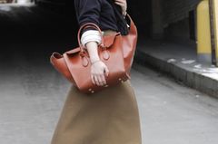 7 einfache Styling-Tricks mit Strickpullis 7 einfache Styling-Tricks mit Strickpullis