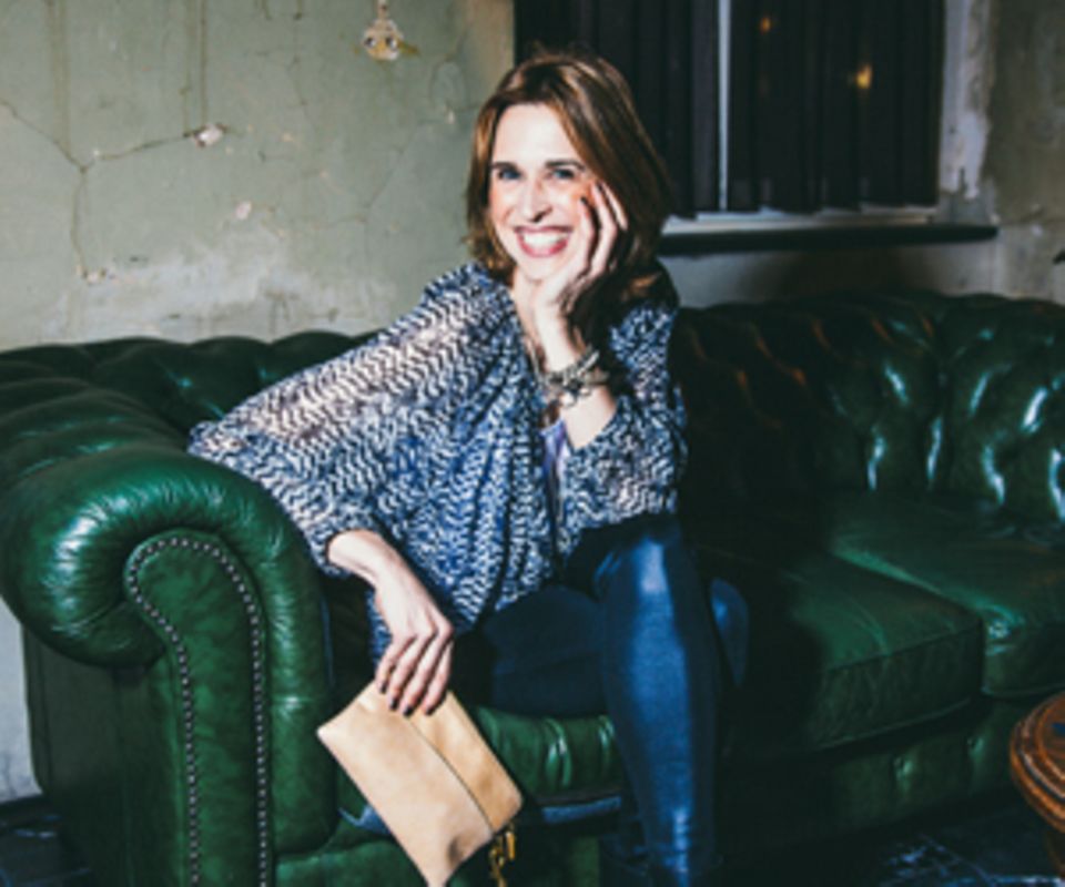 Tanya Neufeldt schreibt unter dem Namen Lucie Marshall ein Blog über das Muttersein. Außerdem ist sie Autorin des Buchs "Auf Highheels in den Kreißsaal" (Goldmann Verlag). Tanya Neufeldt schreibt unter dem Namen Lucie Marshall ein Blog über das Muttersein. Außerdem ist sie Autorin des Buchs "Auf Highheels in den Kreißsaal" (Goldmann Verlag).