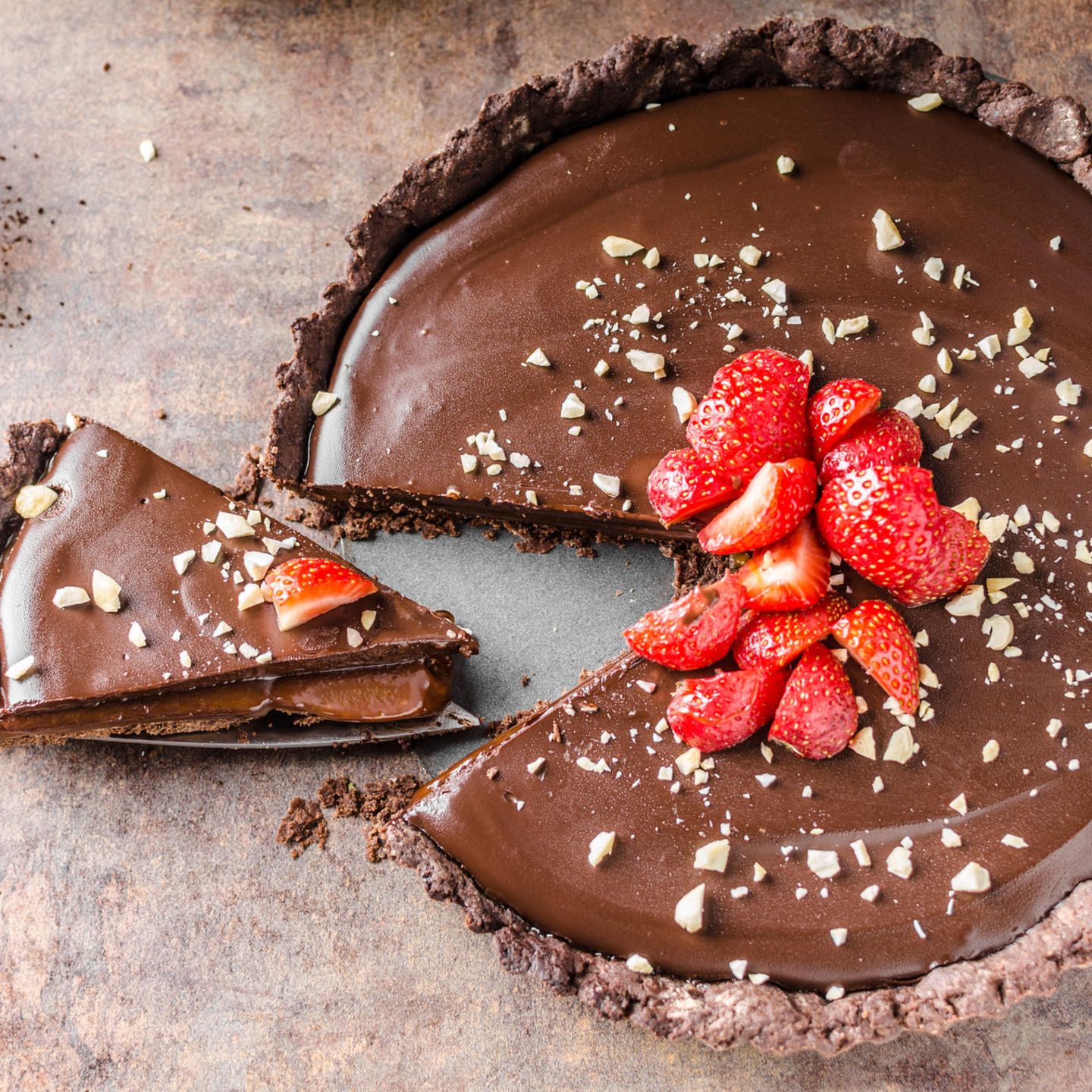 Nutella-Torte mit Erdbeeren