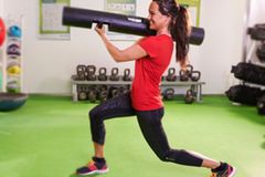 Mit Ball und Sandsack fit werden Mit Ball und Sandsack fit werden