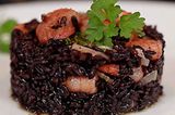 Riso Venere Con Gamberetti E Bottarga - Schwarzer Reis mit Garnelen und Fischrogen - eine Video-Kochschule