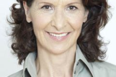 Antonia Rados, promovierte Politologin, ist Deutschlands bekannteste TV-Reporterin. Für ihre Arbeit in Krisenregionen wurde sie mehrfach ausgezeichnet. Die gebürtige Österreicherin lebt in Paris. Antonia Rados, promovierte Politologin, ist Deutschlands bekannteste TV-Reporterin. Für ihre Arbeit in Krisenregionen wurde sie mehrfach ausgezeichnet. Die gebürtige Österreicherin lebt in Paris.