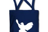 Hübsche dunkelblaue Tasche mit weißer Friedenstaube für ca. 12 Euro zu kaufen bei www.che-guevara.spreadshirt.net