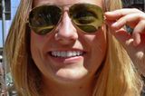 Auch Andrea, 18, ist ein Fan von Ray Ban. Hier seht ihr die Schülerin aus Offenburg mit einer schicken Pilotenbrille.
