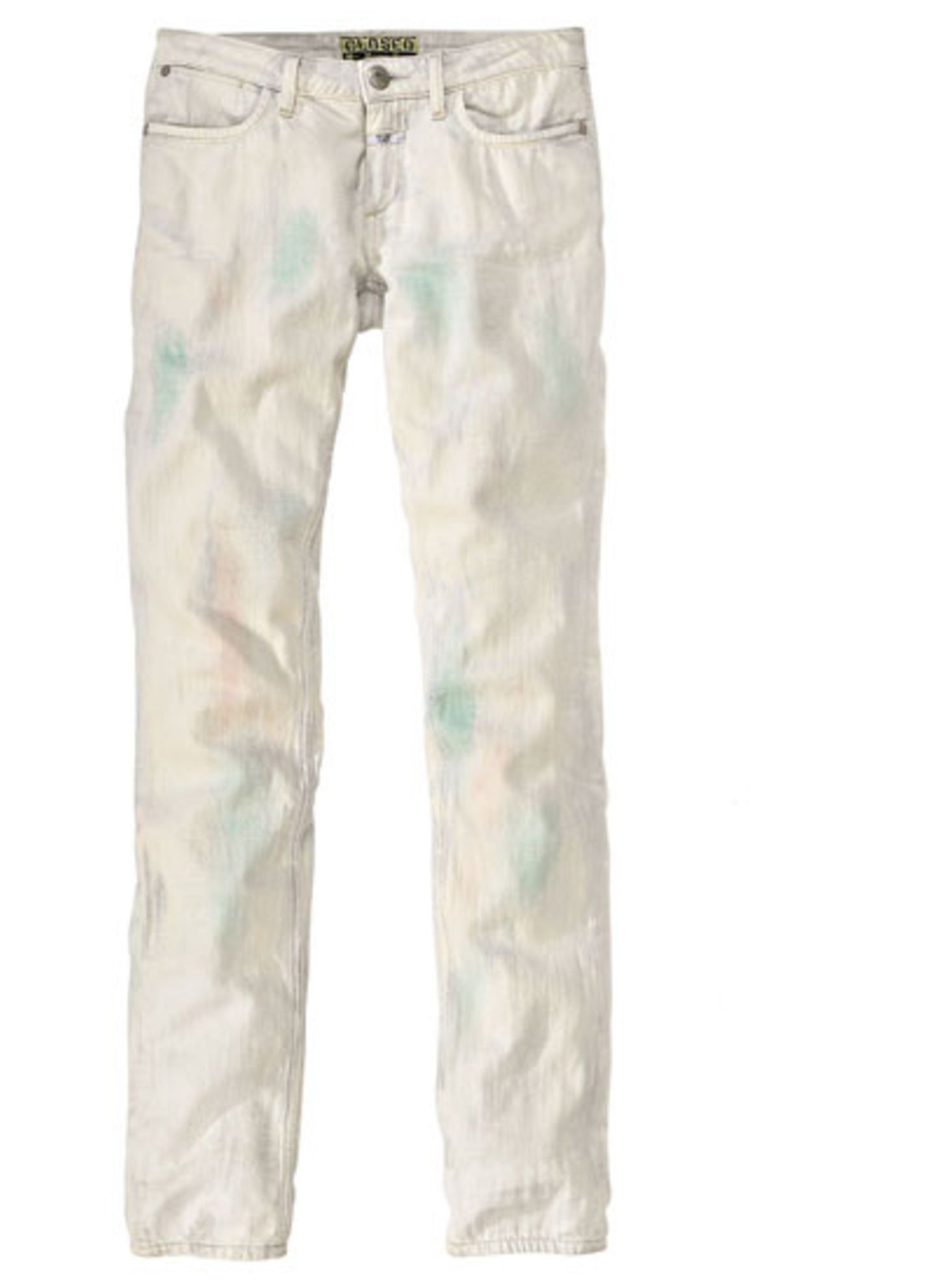 Ausgerüstet für den Sommer mit der weißen Jeans von Closed, über Conley's, um 159 Euro.