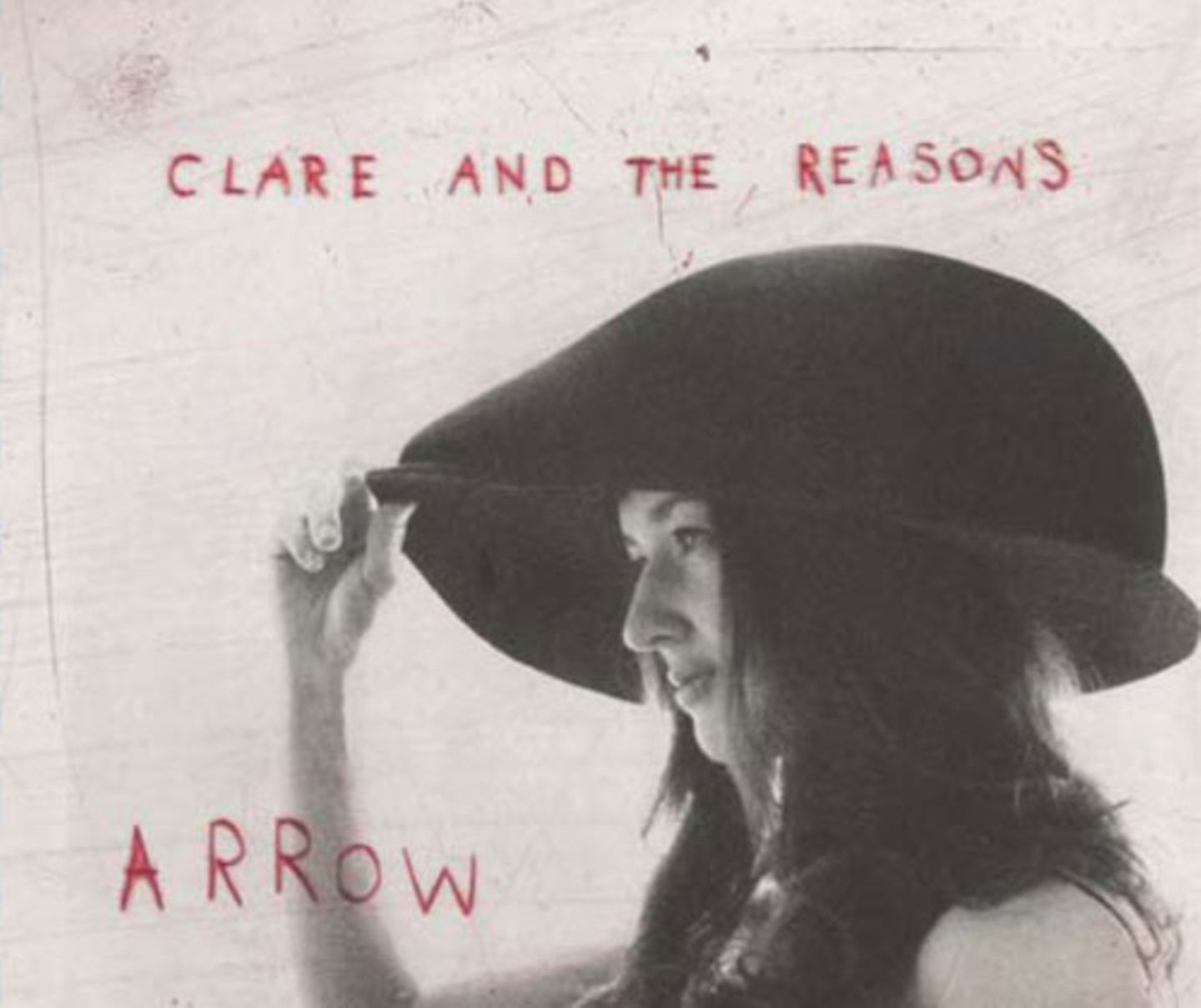Liebling des Monats von der musikalischen Warte her ist das neue Album der New Yorker Band Clare and the Reasons „Arrow“: Wunderschöner Gesang (sowohl ein- als auch mehrstimmig) und spannende Instrumental-Arrangements (u.a. Streicher, Bläser, Klavier) formen ein in sich stimmiges und variationsreiches Album. Und niemand sonst haucht so zart "Ooh You Hurt Me So", dass wir fast denken könnten, es handele sich um ein Liebeslied... Wir sagen: Eine wohltuende Abwechselung im monotonen Weichspülpop.