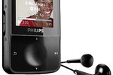 Schnörkellos, schlank und elegant ist das Design des Philips GoGear Vibe MP3-Players. Auf seinem 1,5"-Farbdisplay (3,8 cm) könnt ihr euch ganz einfach durch die Dateien scrollen. Um 90 Euro. Mehr zum  Philips Vibe findet ihr bei "Philips".