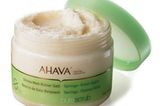 Befreit nicht nur von abgestorbenen Hautzellen, sondern auch von Stress: Stress Melt Butter Salt mit grünem Apfel von Ahava, um 22 Euro.