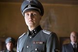 TV-Tipp "Marcel Reich-Ranicki: Mein Leben": Sturmbannführer Höfle (Holger Handtke) diktiert die neuen Deportationsbeschlüsse. Nur wer für den Judenrat arbeitet und dessen Angehörige, dürfen noch im Ghetto bleiben.