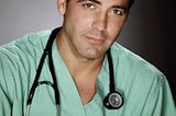 Als Kinderarzt Dr. Doug Ross in der Serie "Emergency Room" gelang George Clooney der endgültige Durchbruch. Mitte der 90er folgten Rollen in großen Hollywood-Produktionen, etwa in "From Dusk till Dawn", "Project: Peacemaker" und "Tage wie dieser".
