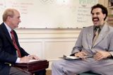 TV-Tipp: "Borat" Borat (Sacha Baron Cohen) lernt von einem amerikanischen Coach viel über den amerikanischen Humor.