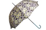 Ein Regenschirm der gute Laune macht: von Hoss, um 55 Euro.