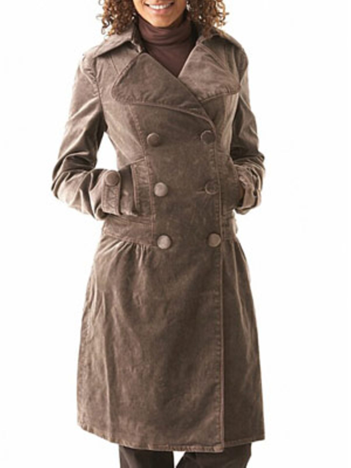 Langer Mantel aus Velour; 79,90 Euro; von Promod