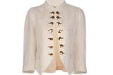 Blazer mit Stehkragen und großen goldenen Knöpfen im angesagten Military-Style. Von Pret A Portobello, um 70 Euro.